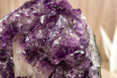 Amethyst-Blütenhaufen mit violetter Amethyst-Rosette