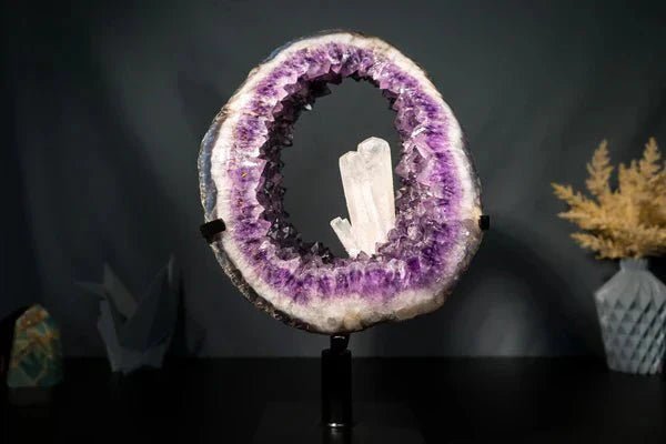The Benefits of Adding Amethyst Geode Crystals to Your Space - E2D Crystals & Minerals