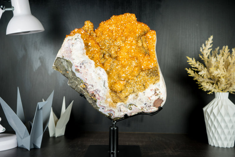 Citrin-Blütenexemplar mit hochwertigem funkelndem goldorangefarbenem Drusy auf einem drehbaren Ständer – 16,1 Zoll – 14,9 Pfund