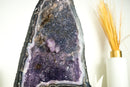 Natürliche Amethyst-Geode mit blauer Galaxie-Amethyst- und Spitzenachat-Matrix