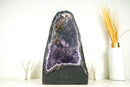 Natürliche Amethyst-Geode mit blauer Galaxie-Amethyst- und Spitzenachat-Matrix