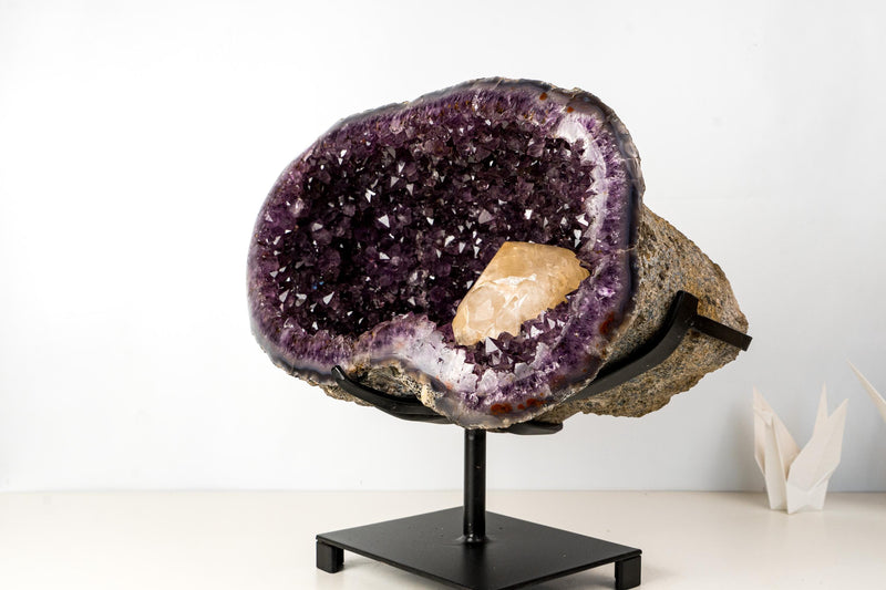 Spectacular Large Amethyst Geode Cave with Deep Purple Druzy and XL Calcite Crystal Inclusion – Statement Geode from Brazil 9.4 Kg 21 lb - E2D Crystals & Minerals