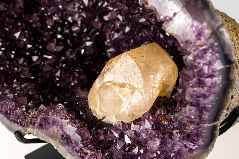 Spectacular Large Amethyst Geode Cave with Deep Purple Druzy and XL Calcite Crystal Inclusion – Statement Geode from Brazil 9.4 Kg 21 lb - E2D Crystals & Minerals