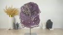 Lavendel-Amethyst-Cluster mit Blütenrosette und Calcit