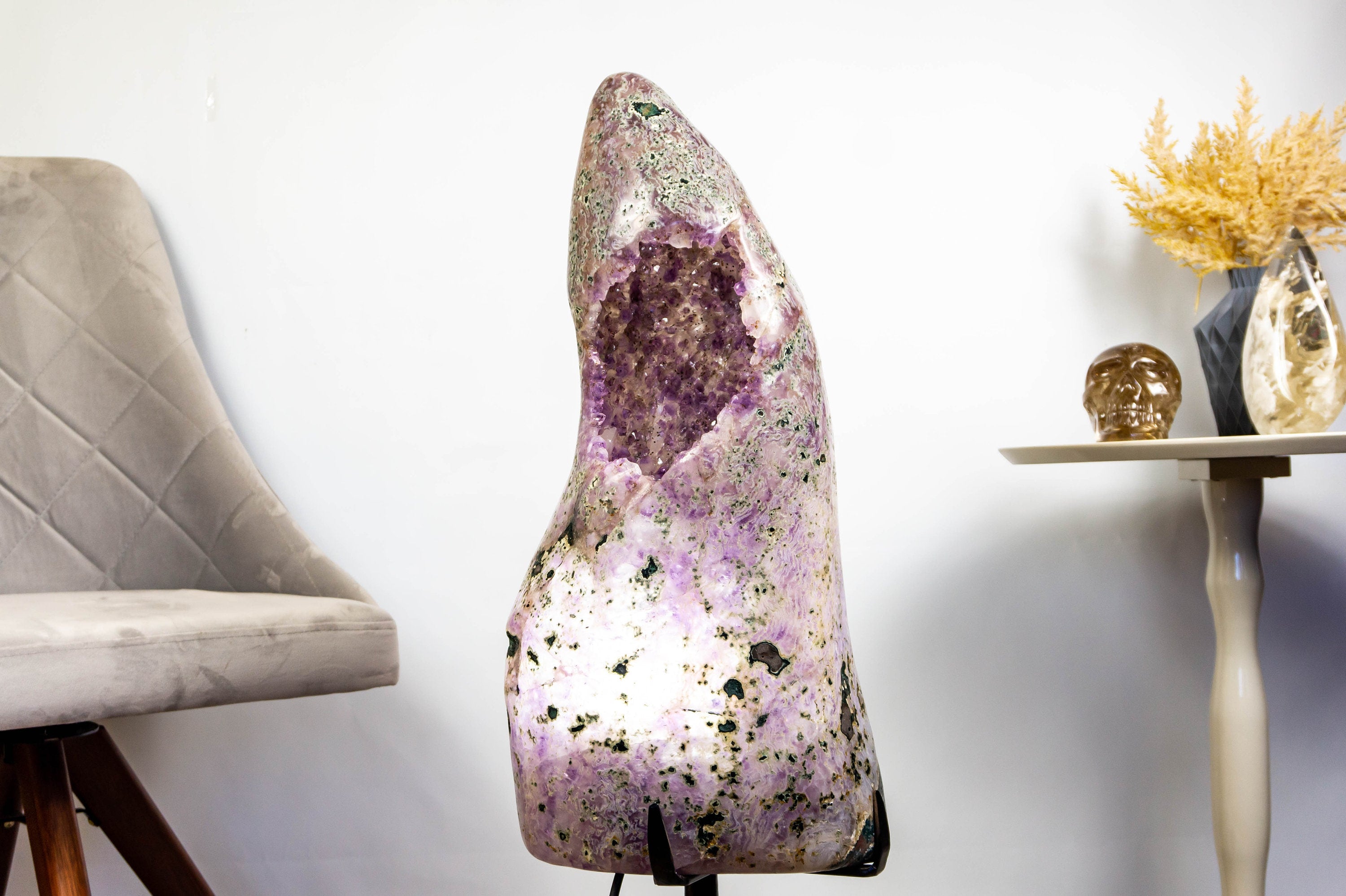 Crystal clearance geode lamp