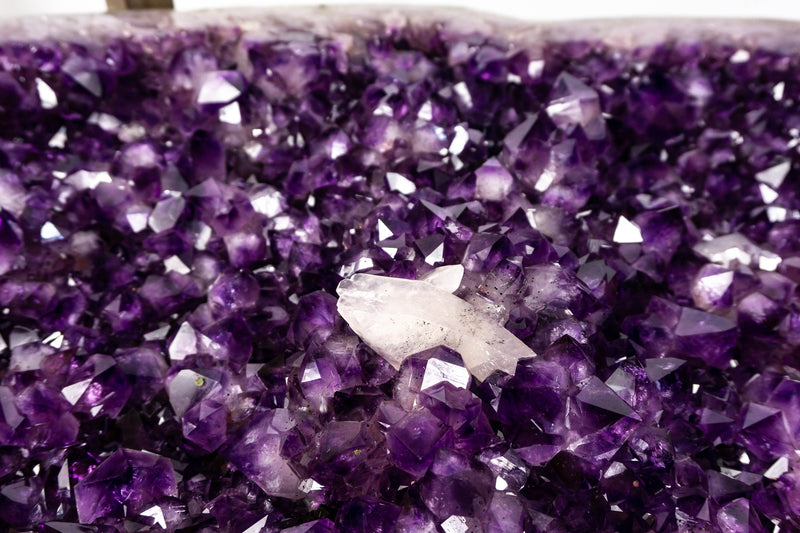 Amethyst Couchtisch auf handgefertigtem Inox-Sockel mit Amethyst Kristallgeode