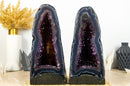 Seltene tiefviolette Amethyst-Geode mit Spitzenachat