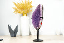 Kleiner lila Lavendel-Galaxie-Drusen-Amethyst und gebänderter Achat auf Ständer – 1,0 kg – 2,2 lb