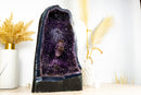 Galaxy Amethyst Geode Kathedrale mit seltener goldener Goethit Blume Rosette, natürlich 21 kg - 45,5 Pfund