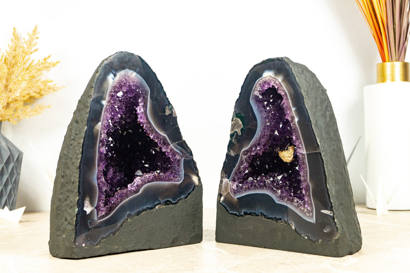 Pair of Rare Bookmatching Deep Purple Amethyst with White and Blue Banded Agate Geodes - 13 Kg - 28 lb