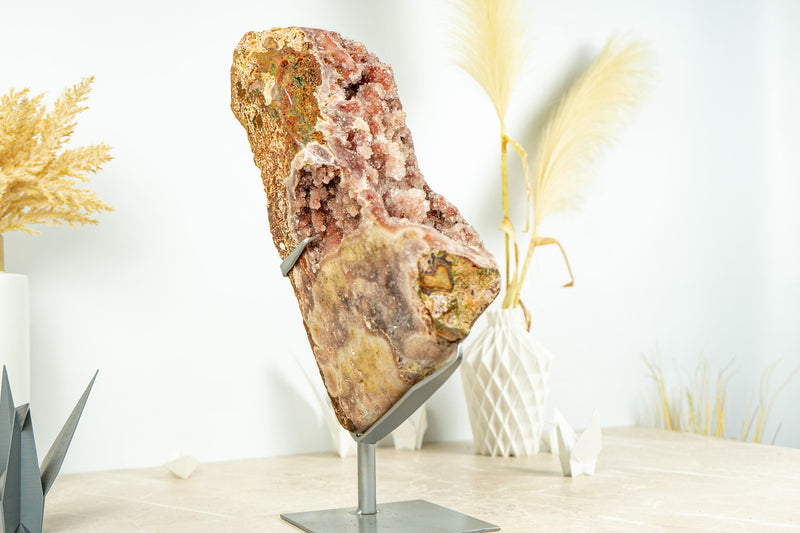 Große rosa Amethyst-Geode auf Ständer mit dunkelrosa Amethyst-Druse, rosa Amethyst – 6,9 kg – 15,1 lb