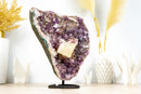 Wunderschöner Amethyst-Cluster mit Kristallkalzit- und Gothit-Einschlüssen auf Ständer – 4,7 kg – 10,3 lb