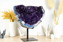 Spektakuläre große Amethyst-Geode, tiefviolette Galaxy-Druse mit gebändertem Achat auf Ständer, 13,5 kg – 30 lb