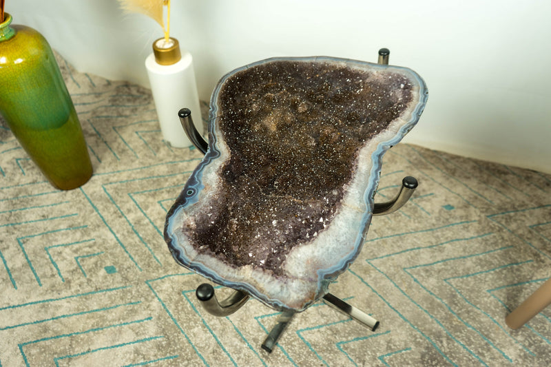 Galaxy Amethyst mit gebänderter Achat-Geode, Beistelltisch