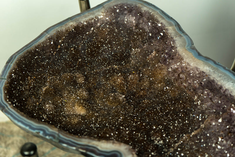 Galaxy Amethyst mit gebänderter Achat-Geode, Beistelltisch