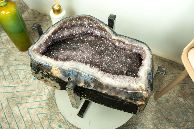 Einmaliger Galaxy Amethyst Geode Beistelltisch auf handgefertigtem Inox-Sockel
