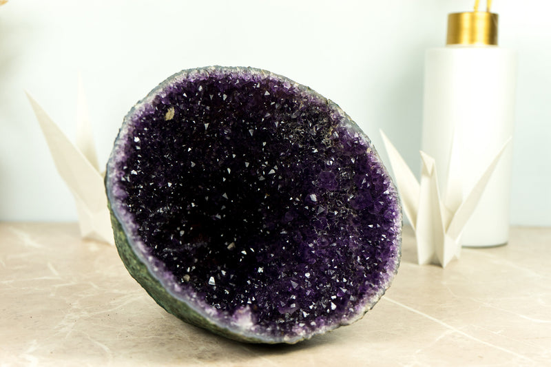 Alle natürlichen Amethyst Geode Höhle mit tief lila Galaxy Amethyst Druzy