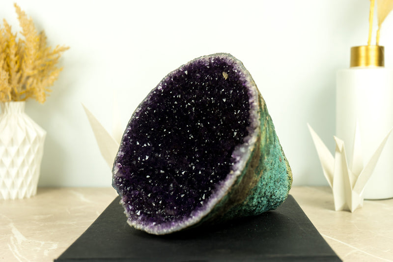 Alle natürlichen Amethyst Geode Höhle mit tief lila Galaxy Amethyst Druzy