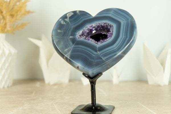 Wunderschönes blaues Spitzenachat-Herz mit tiefviolettem Amethyst-Druzy, doppelseitig