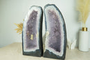 Paar große blaue Spitzenachate mit Lavendel-Amethyst-Drusengeode-Kathedralen
