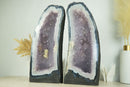 Paar große blaue Spitzenachate mit Lavendel-Amethyst-Drusengeode-Kathedralen