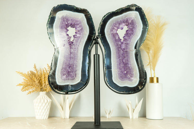 Großer, hoher Spitzenachat mit Amethyst-Drusengeode-Schmetterlingsflügeln