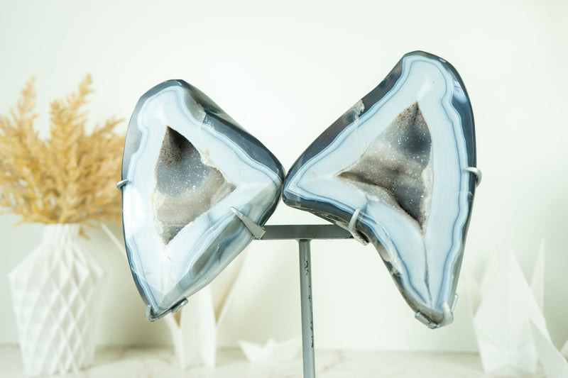 Wunderschöne Schmetterling blaue Spitze Achat Geode mit Amethyst Galaxy Druzy