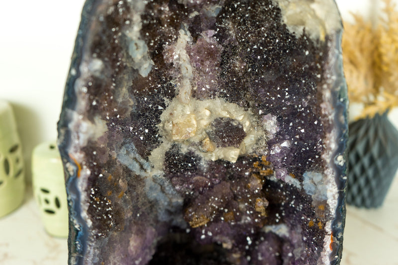 Galaxy Amethyst Geode Kathedrale mit Zucker Druzy und seltenen Einschlüssen, natürlich