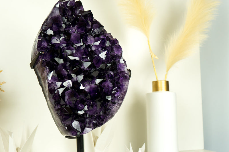 Natürlicher großer Amethyst-Geodencluster mit AAA-Grade-Traubenviolett-Drusen
