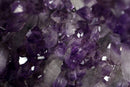 Große, tiefviolette Amethyst-Kristallgeode-Kathedrale, mit seltenem Amethyst-Drusenstein