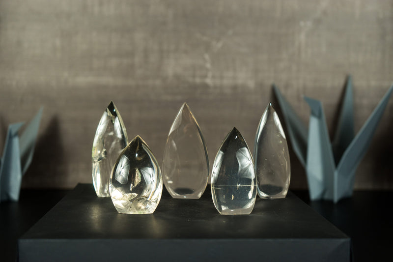 Satz von 5 wasserklaren Diamantina-Quarzflammen, AAA-Kristallquarz