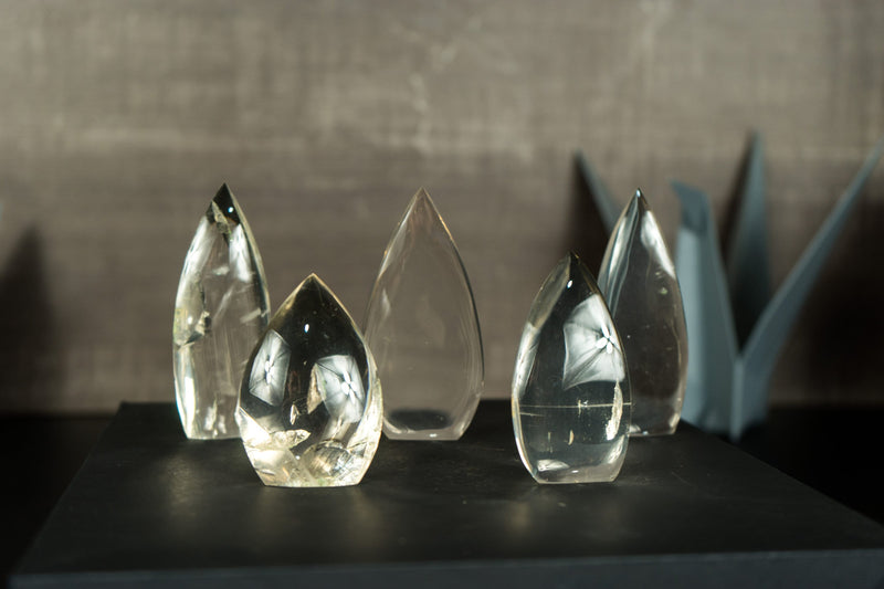 Satz von 5 wasserklaren Diamantina-Quarzflammen, AAA-Kristallquarz