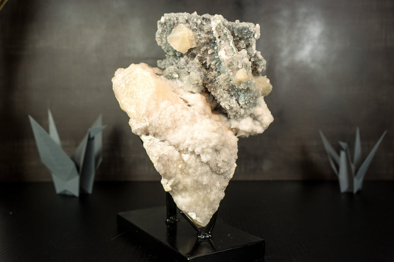 Natürliches anatomisches Kristallherz mit grünem und weißem Zucker-Druzy-Amethyst