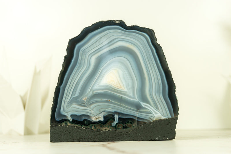 Lace Agate Geode Self Standing - Natural Blue Banded Agate Geode - 3.1 Kg - 6.7 lb