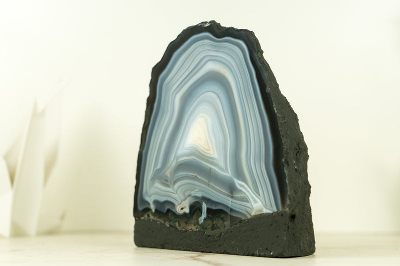 Lace Agate Geode Self Standing - Natural Blue Banded Agate Geode - 3.1 Kg - 6.7 lb