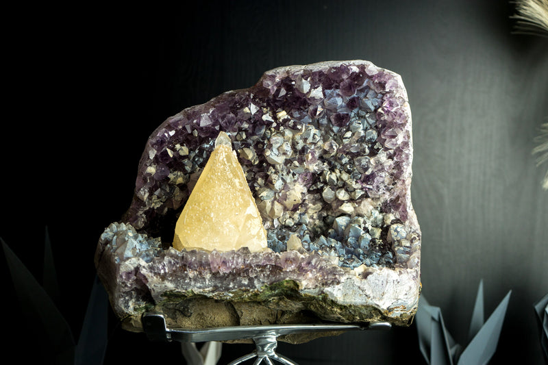 Superb Calcite on Amethyst Specimen from the Toldinho Mine, Collector Grade Calcite